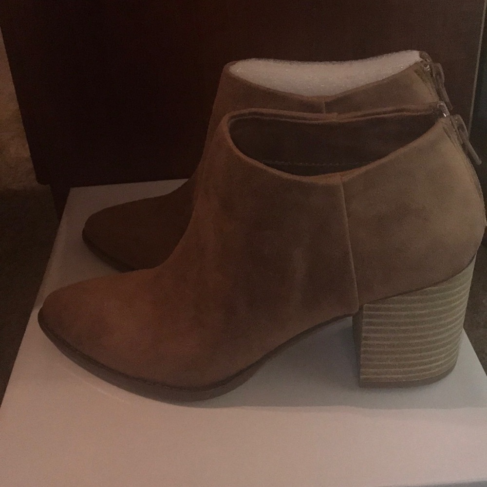 Report booties - Picture 2 of 3